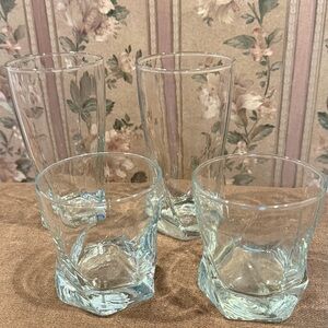 Elegant Clear Glass Tumbler Set